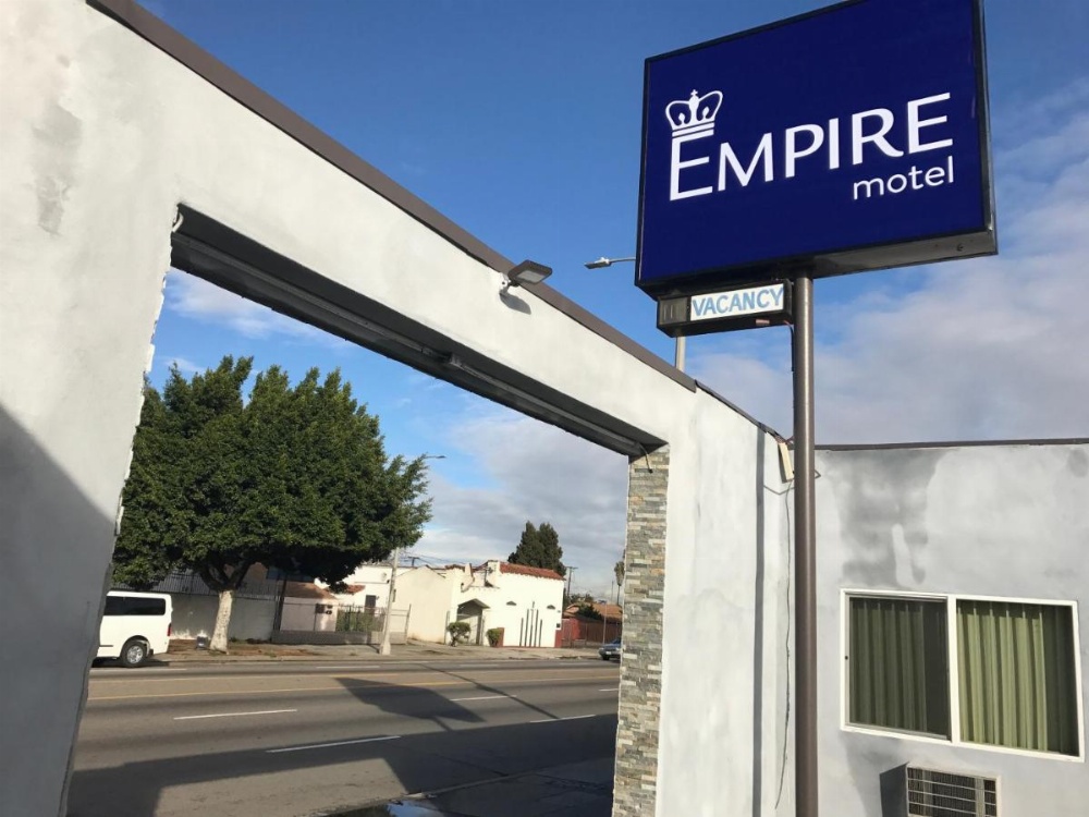 Empire Inn Image 10